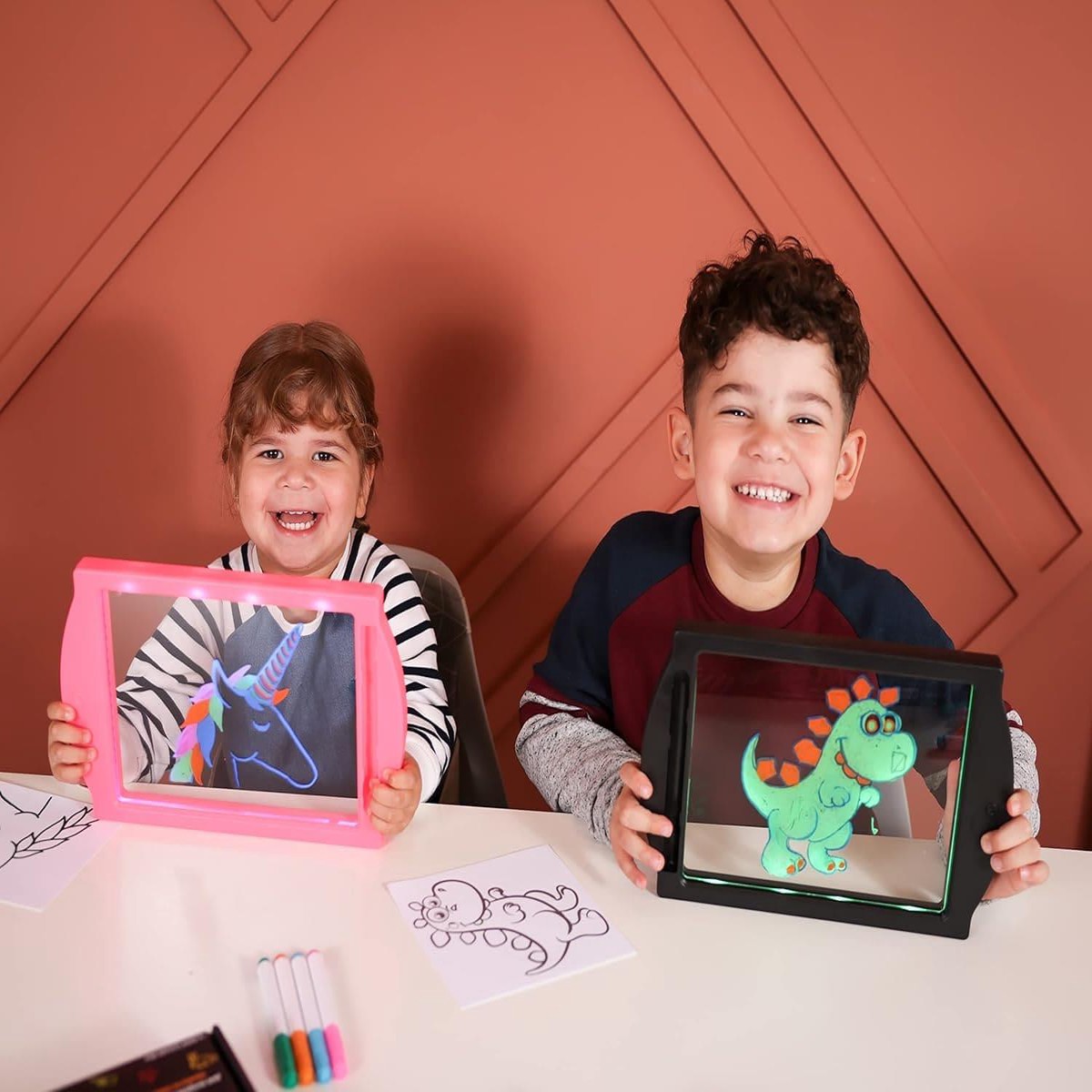 Marvins Magic Glow Art – Pink