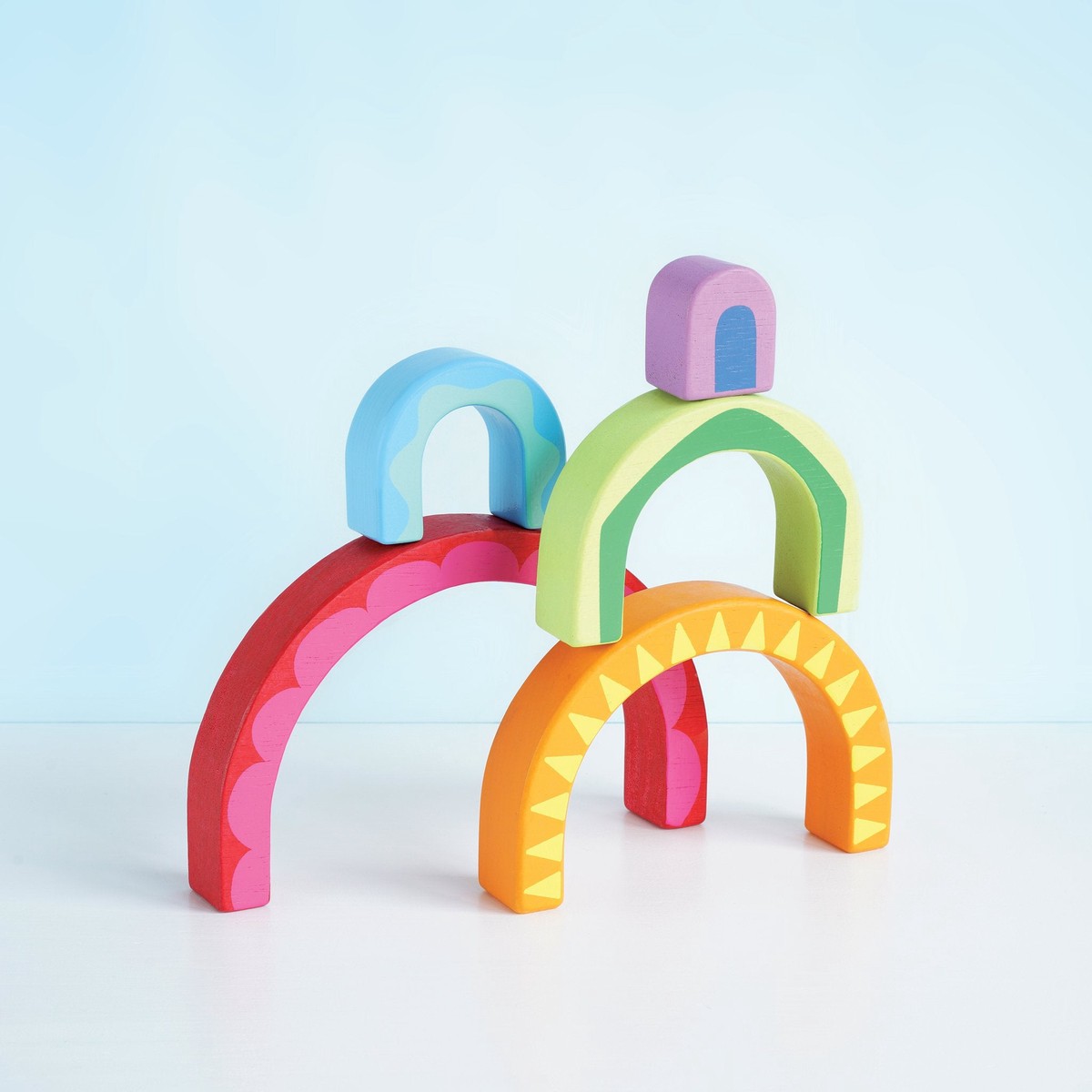 Le Toy Van Rainbow Tunnel Toy