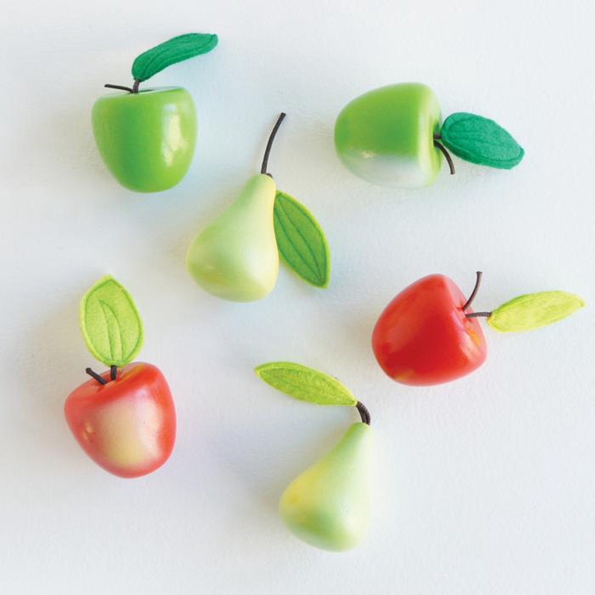 Le Toy Van Apples Pears Crate