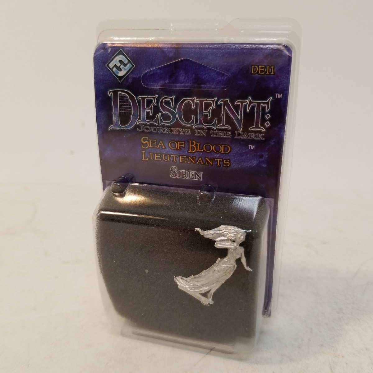 Descent (1st Edition) Miniatures Sea of Blood Lieutenant - Siren